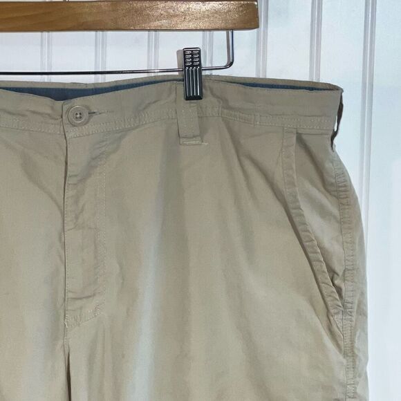 Columbia Flat Front Shorts Mens 40W/10L Tan Regular Classic Fit Hiking Golf - Picture 5 of 10